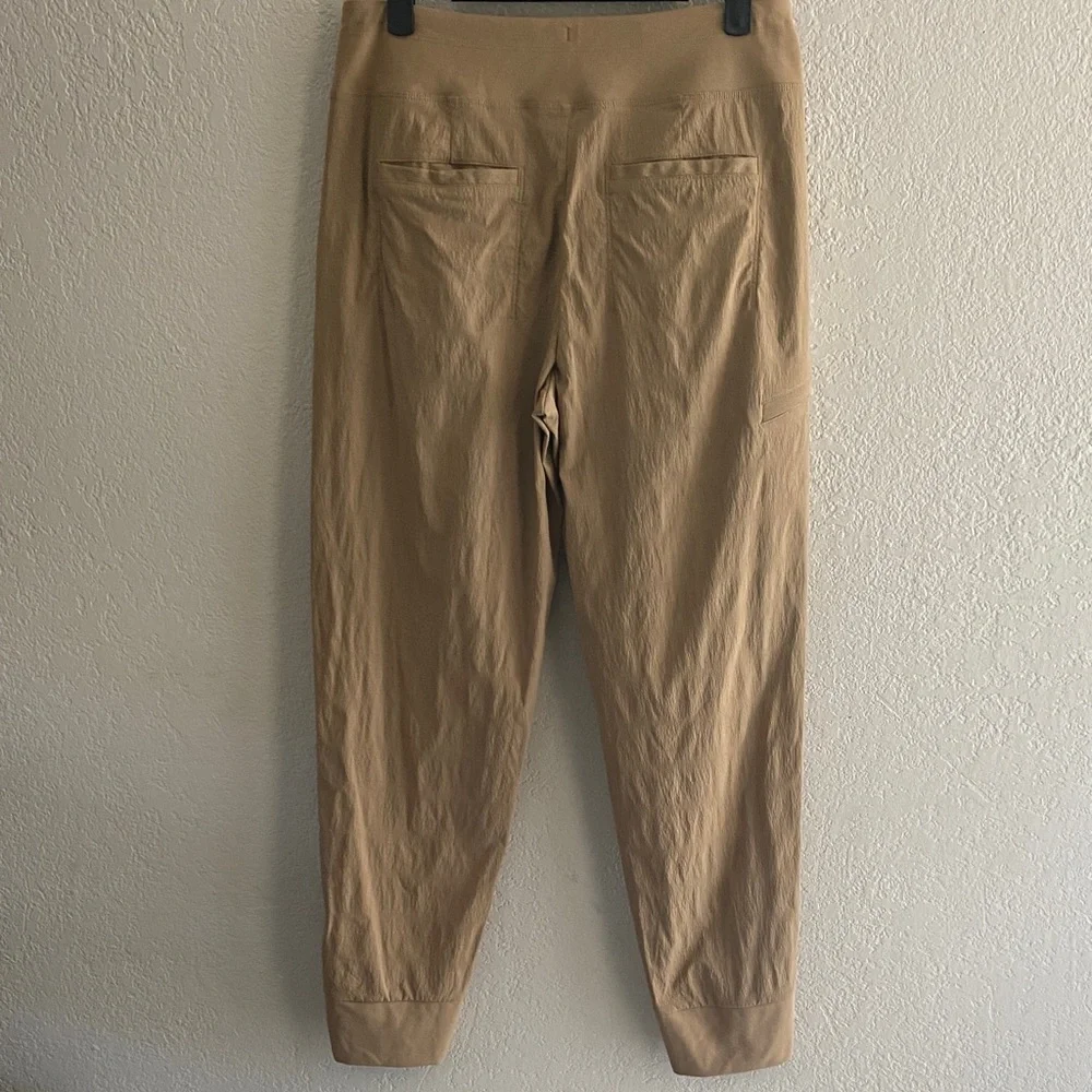 Athleta Trekkie North jogger women’s size 2P - Picture 4 of 10